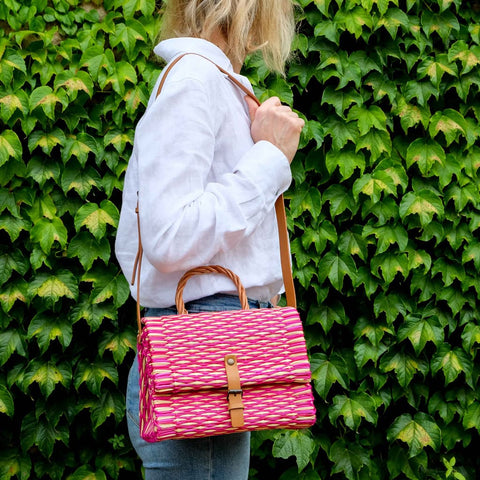 Panier traditionnel portugais avec sangle - Petit Magenta