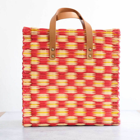 Panier traditionnel portugais avec poignée en cuir