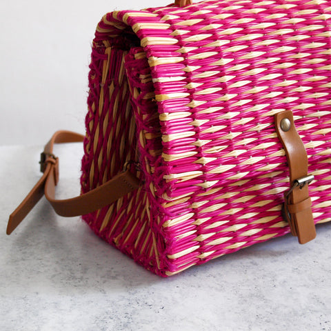 Panier traditionnel portugais avec sangle - Petit Magenta